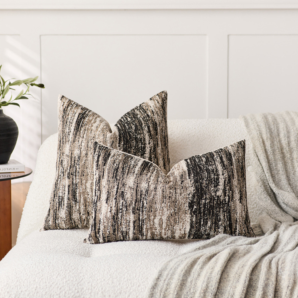 Neutraali Brushstroke Lumbar Chenille -tyyny
