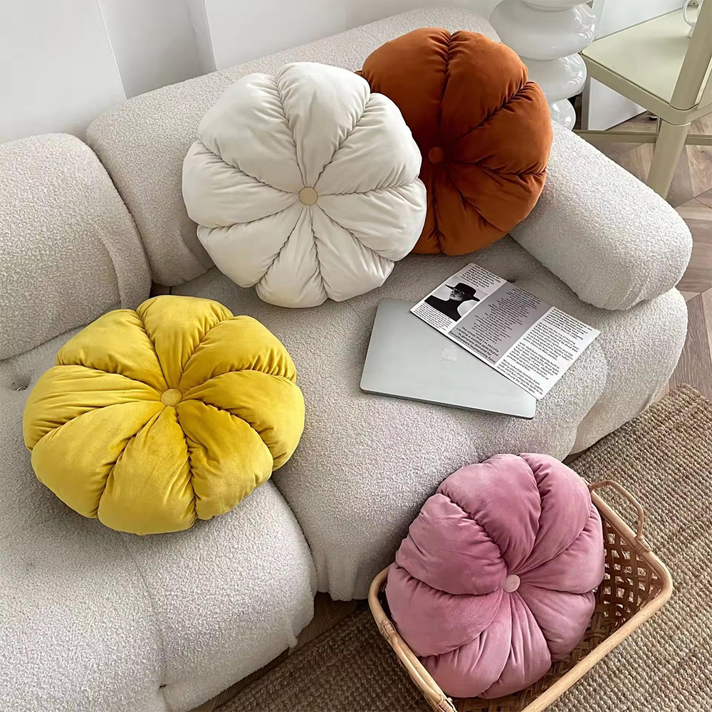 Kurpitsan pyöreä samettityyny deco-tyyny