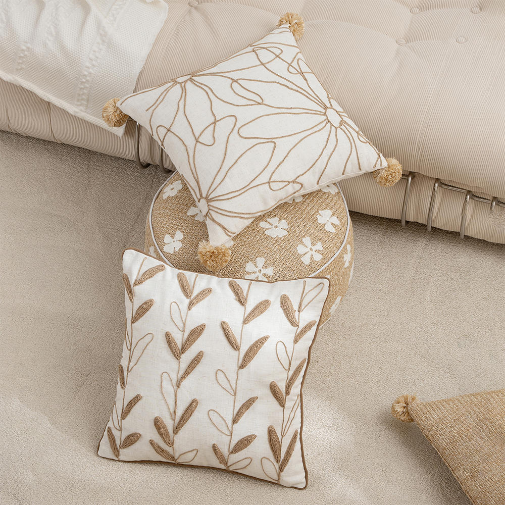 Kukkakirjontatyynyn deco-tyyny